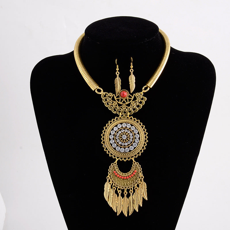 Vintage Crystal Leaf Drop Earring Set