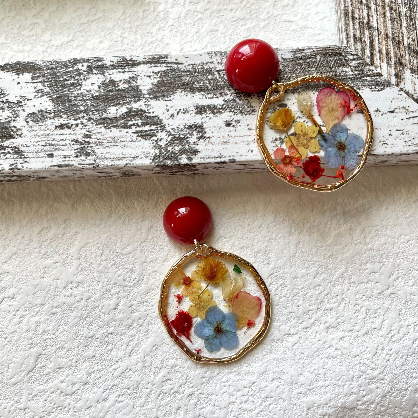 Vintage Dried Flower Plant Epoxy Earrings