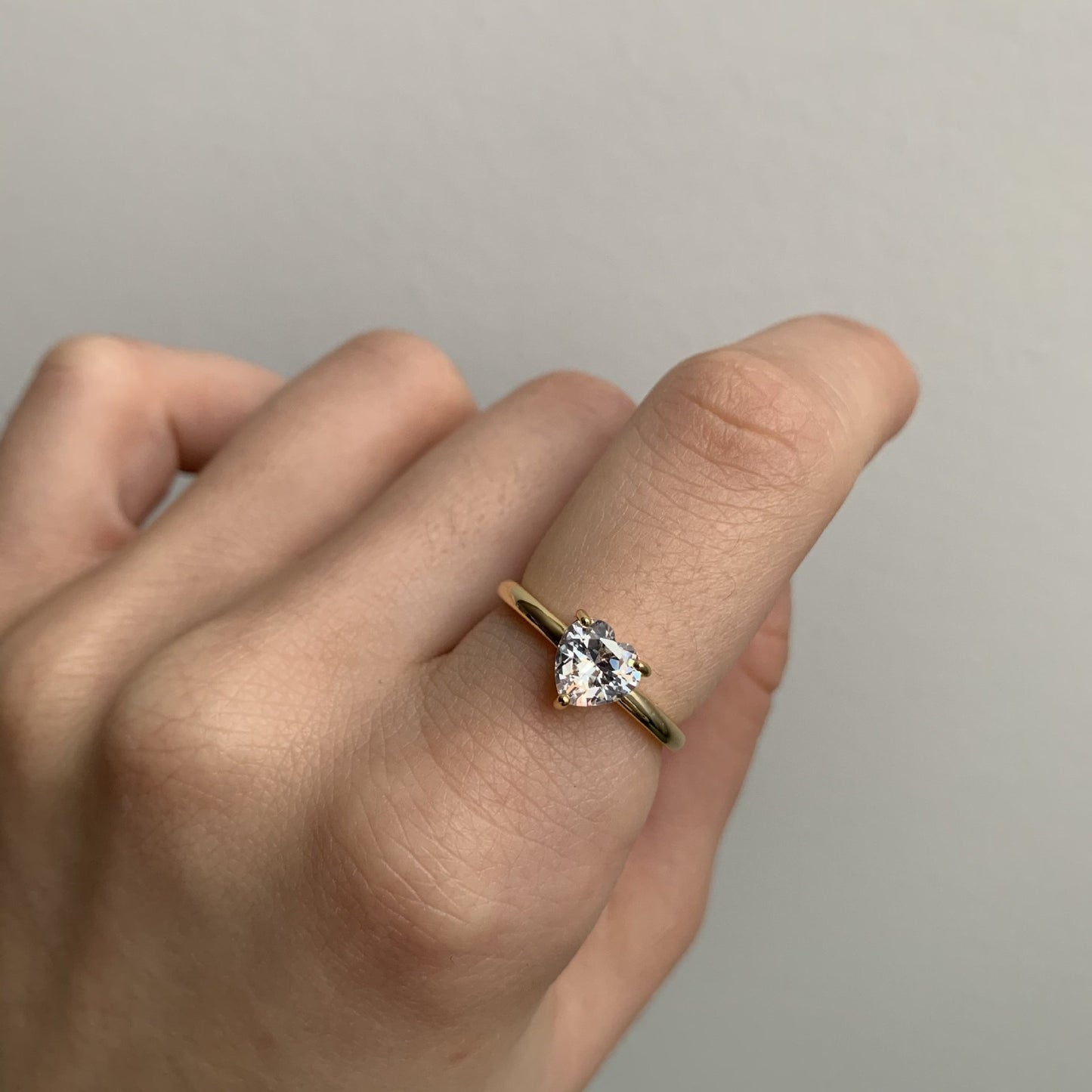 Love Three Prongs Inlaid Zircon Ring Opening