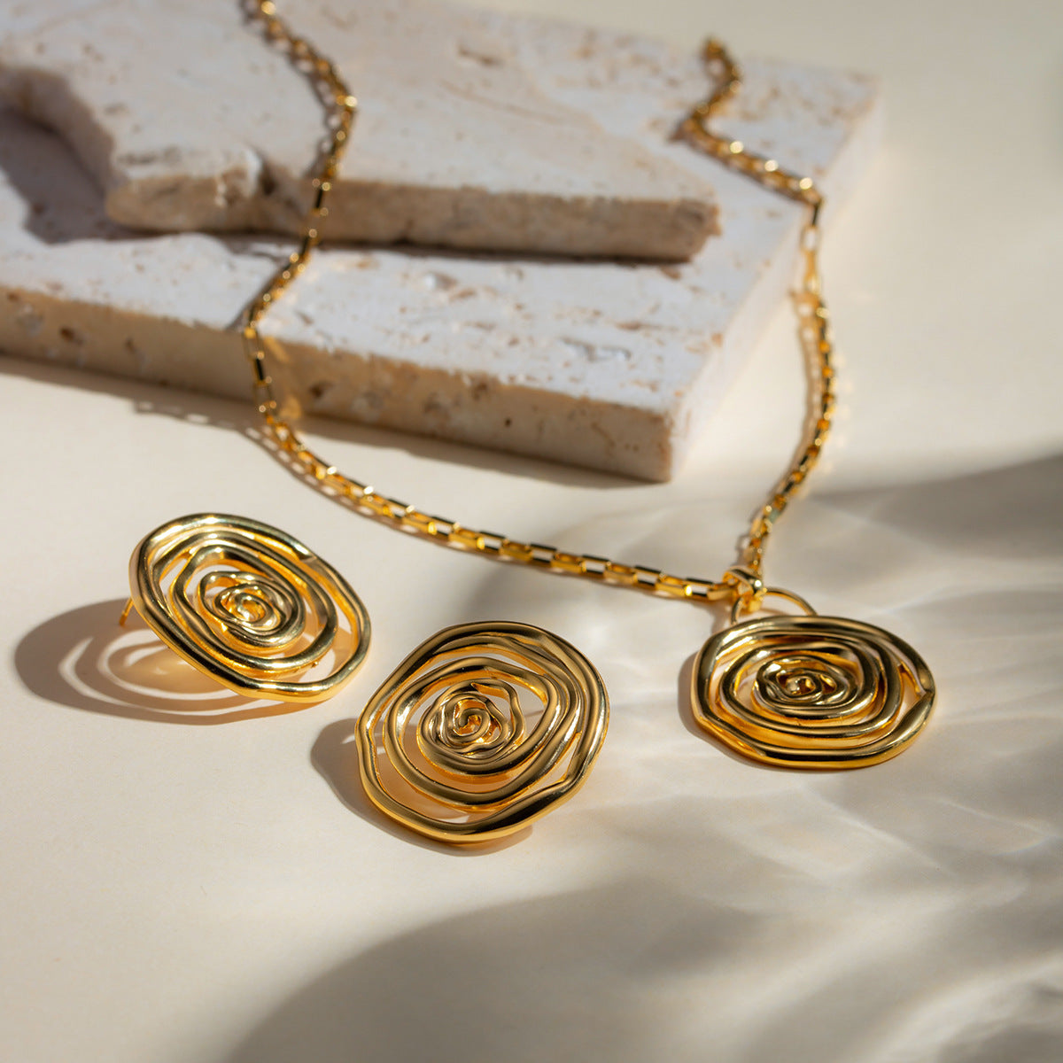 18K Gold Stainless Steel Golden Thread Hoop Earrings