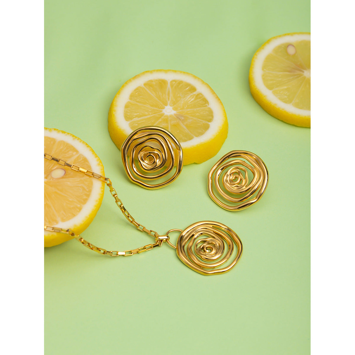 18K Gold Stainless Steel Golden Thread Hoop Earrings