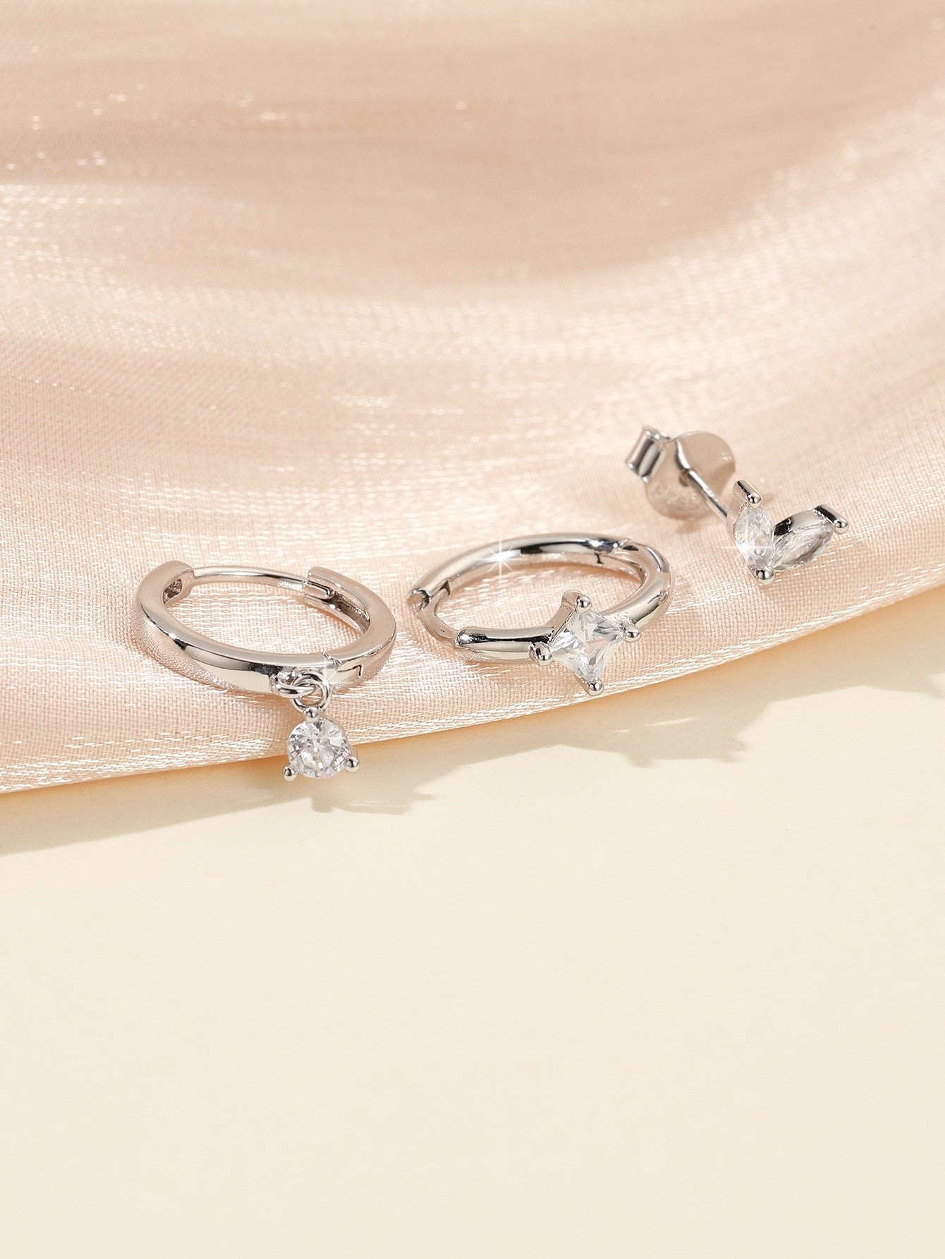 S925 Sterling Silver Zircon Diamond-embedded Geometric Earings Set